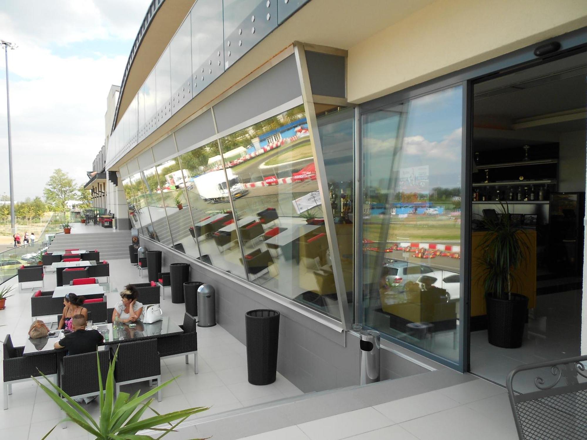 Gokart Hotel Κεσκεμέτ Εξωτερικό φωτογραφία
