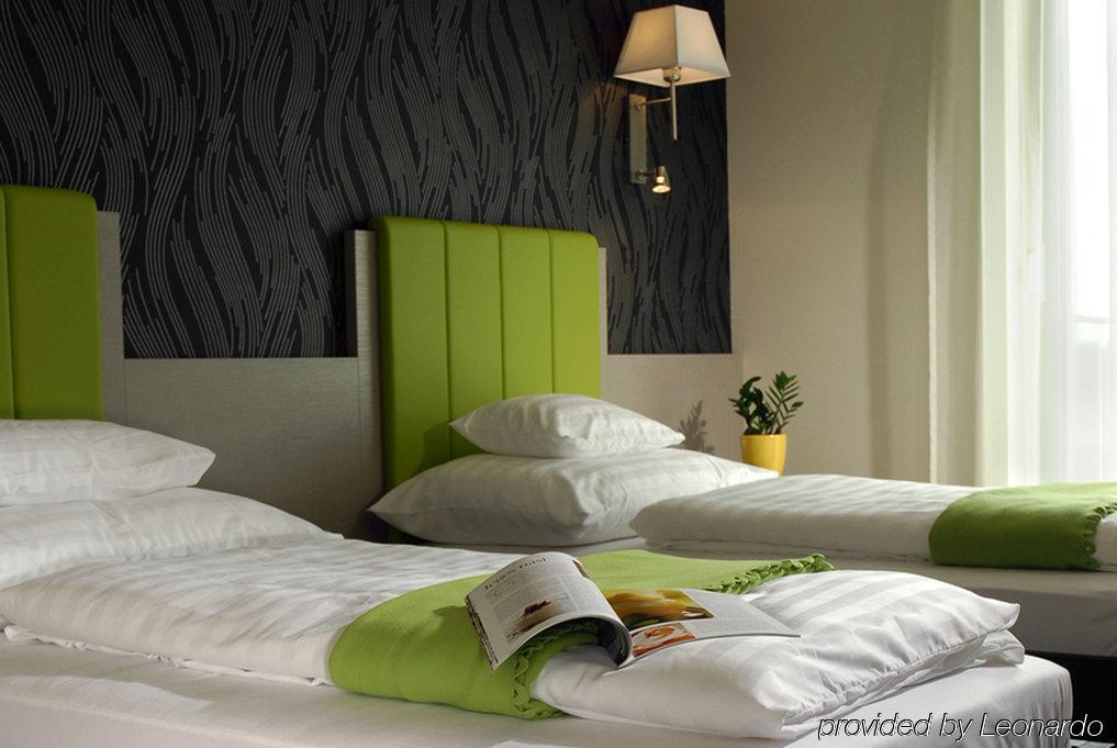 Gokart Hotel Κεσκεμέτ Εξωτερικό φωτογραφία