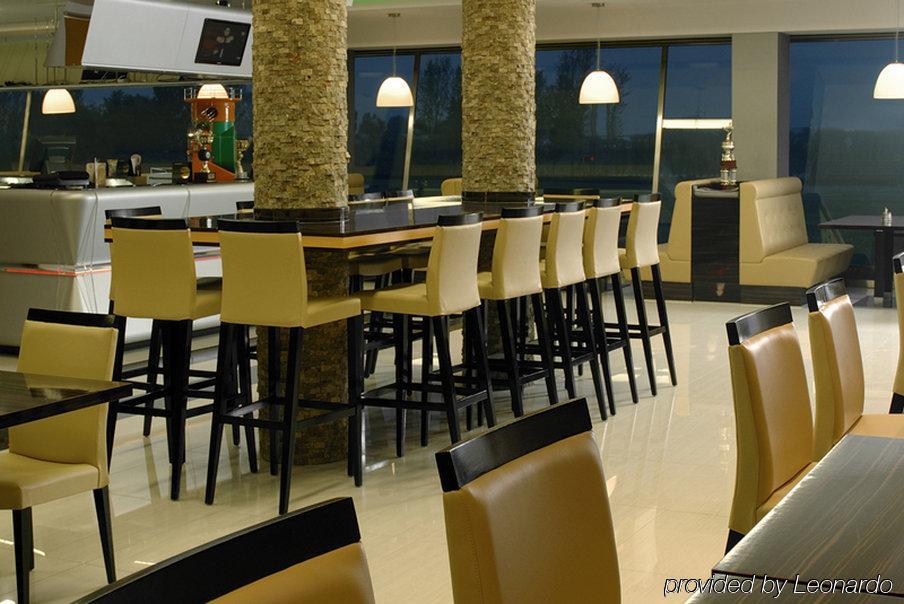 Gokart Hotel Κεσκεμέτ Εξωτερικό φωτογραφία