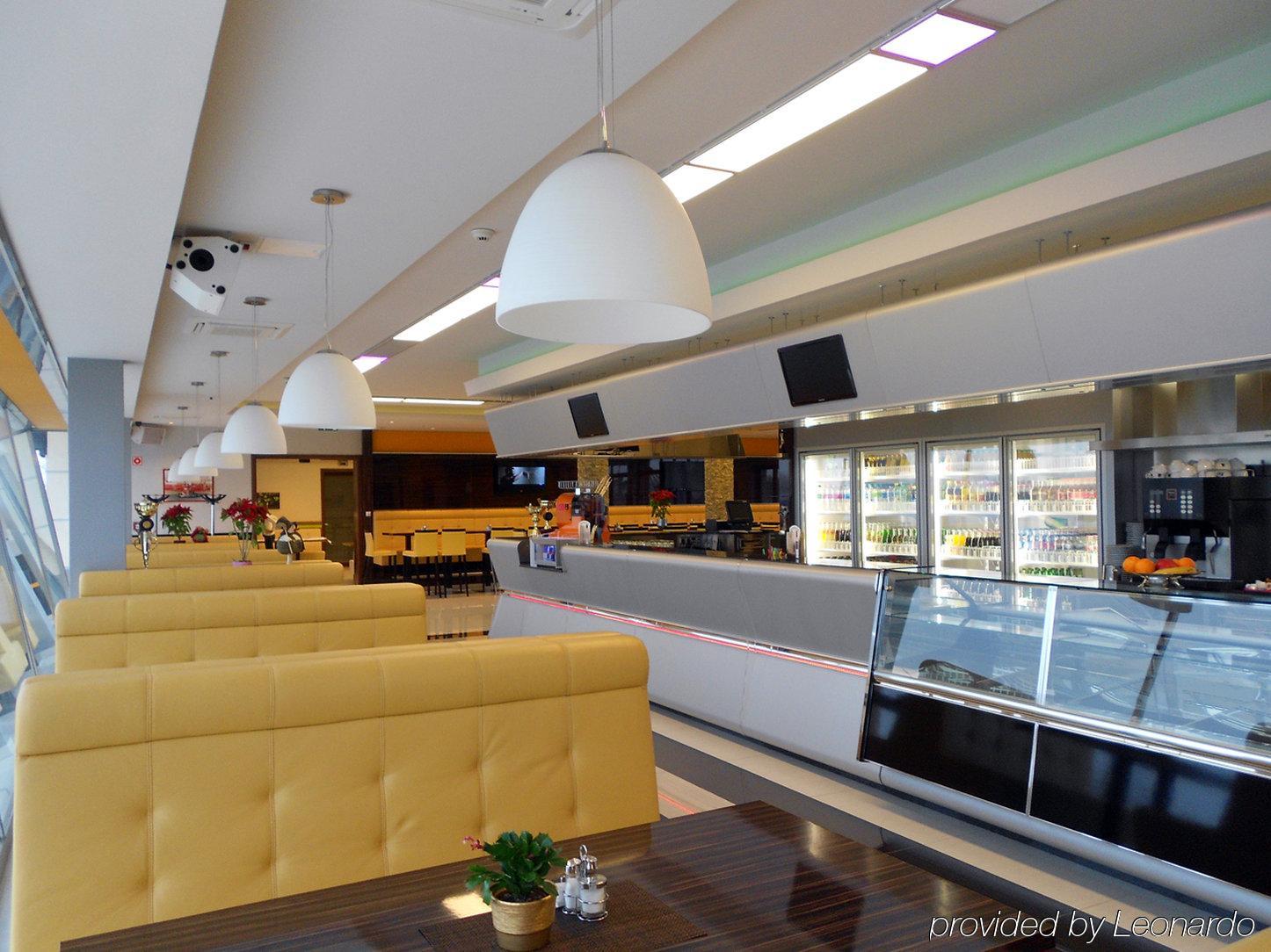 Gokart Hotel Κεσκεμέτ Εξωτερικό φωτογραφία