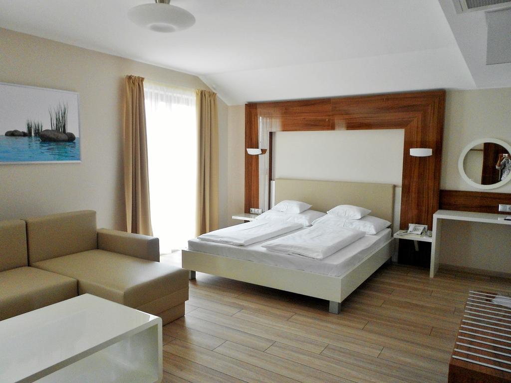 Gokart Hotel Κεσκεμέτ Εξωτερικό φωτογραφία