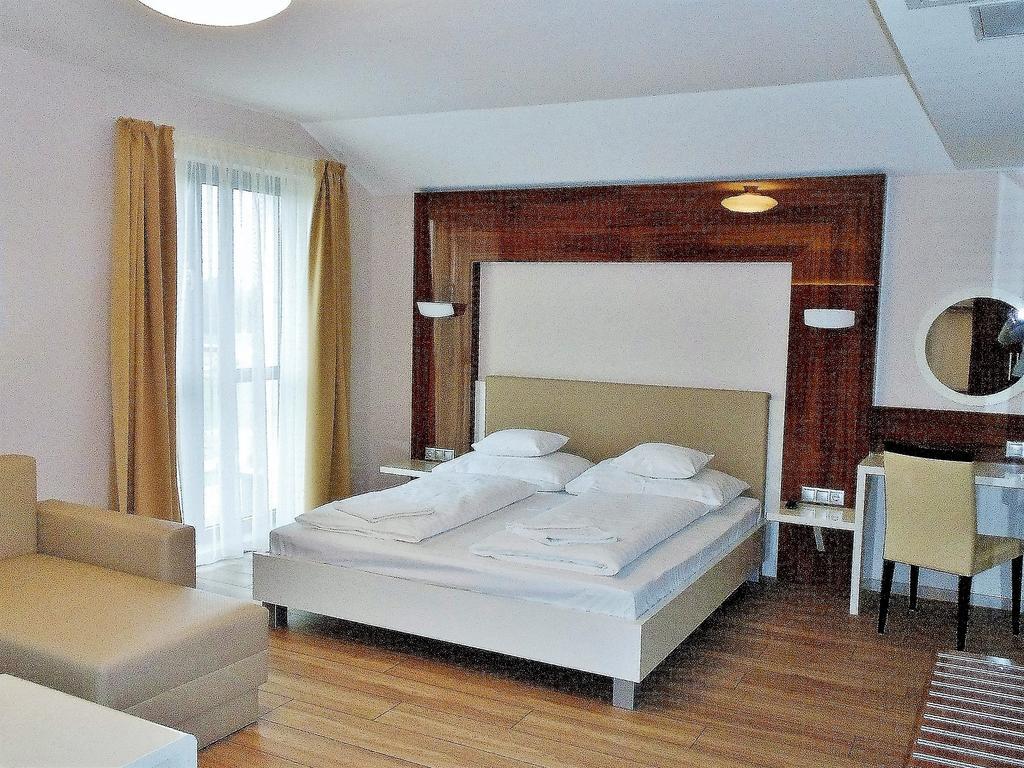 Gokart Hotel Κεσκεμέτ Εξωτερικό φωτογραφία