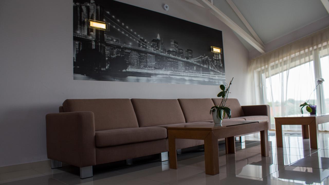 Gokart Hotel Κεσκεμέτ Εξωτερικό φωτογραφία