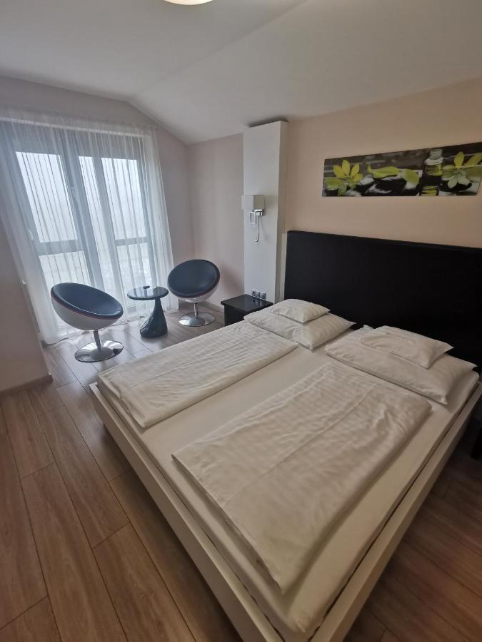 Gokart Hotel Κεσκεμέτ Εξωτερικό φωτογραφία